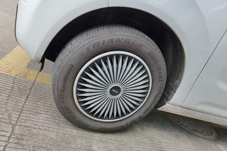Used Geely Galaxy Panda 2024 200km Panda Kart Left Front Wheel Hub