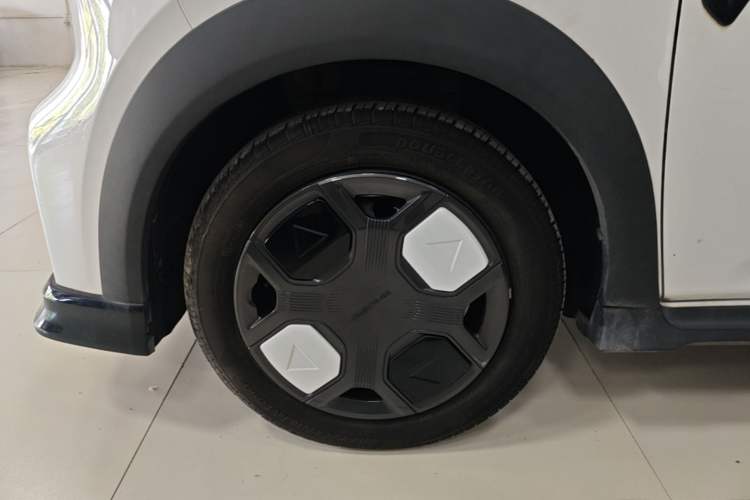 Used Geely Galaxy Panda 2024 200km Panda Kart Left Front Wheel Hub