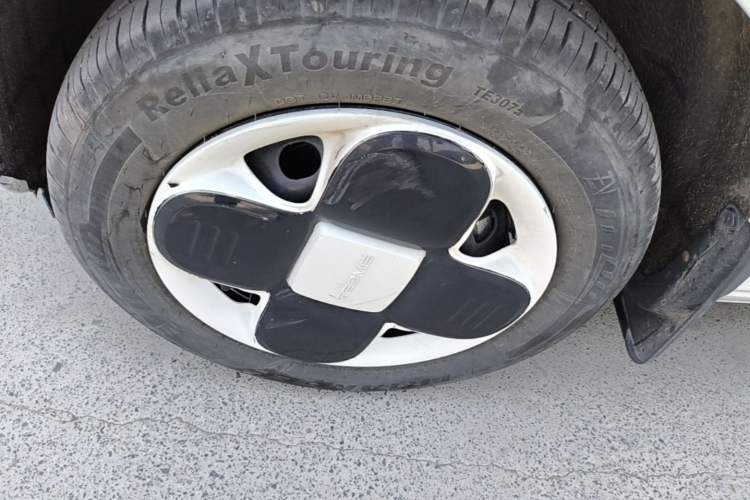 Used Geely Galaxy Panda 2024 Panda Mini 200km Endurance Bear Left Front Wheel Hub