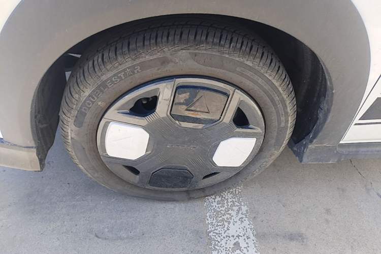 Used Geely Galaxy Panda 2024 200km Panda Kart Left Front Wheel Hub