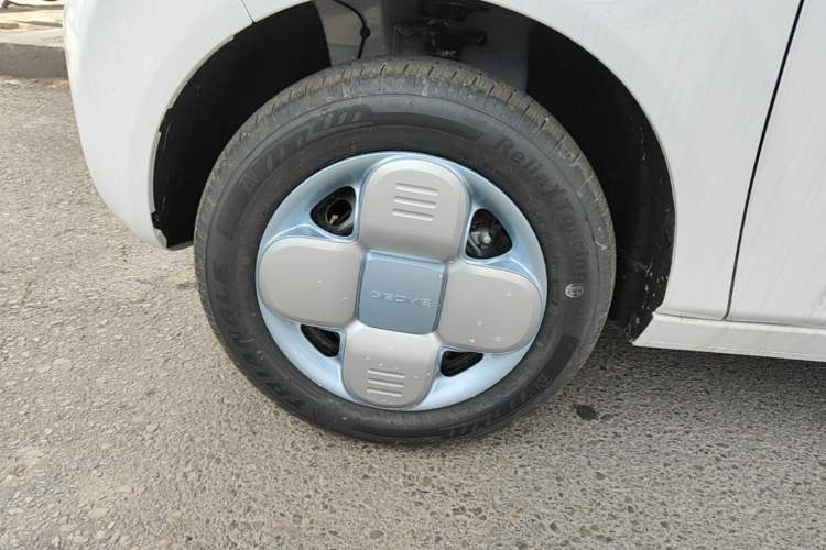 Used Geely Galaxy Panda 2024 Panda Mini 200km Endurance Bear Left Front Wheel Hub