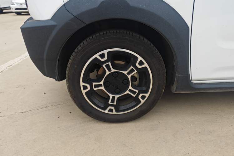 Used Geely Galaxy Panda 2024 200km Panda Rider Left Front Wheel Hub