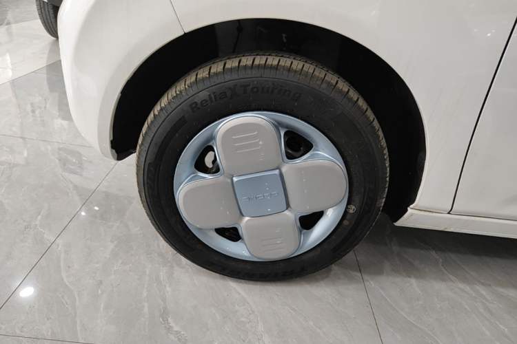 Used Geely Galaxy Panda 2024 Panda Mini 200km Endurance Bear Left Front Wheel Hub