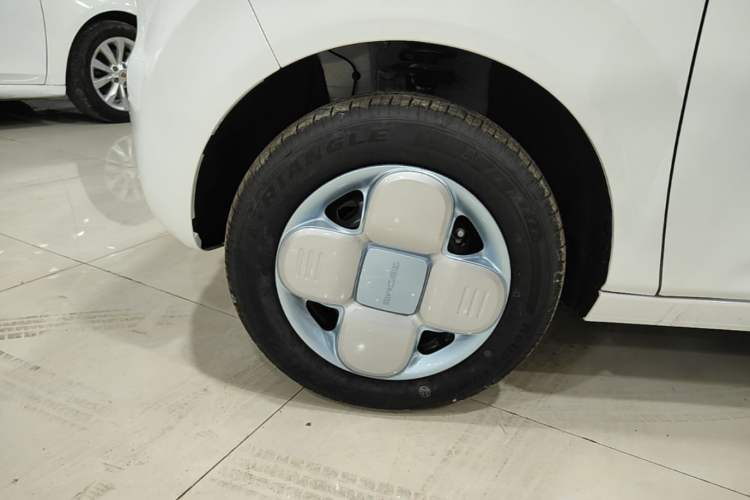 Used Geely Galaxy Panda 2024 Panda Mini 200km Endurance Bear Left Front Wheel Hub