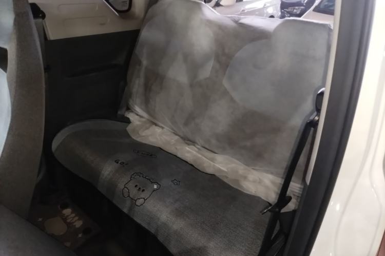 Used Geely Galaxy Panda 2024 Panda Mini 200km Endurance Bear Left Rear Seat