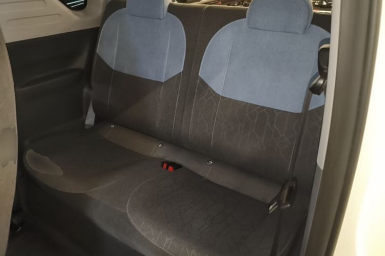 Used Geely Galaxy Panda 2024 Panda Mini 200km Endurance Bear Left Rear Seat