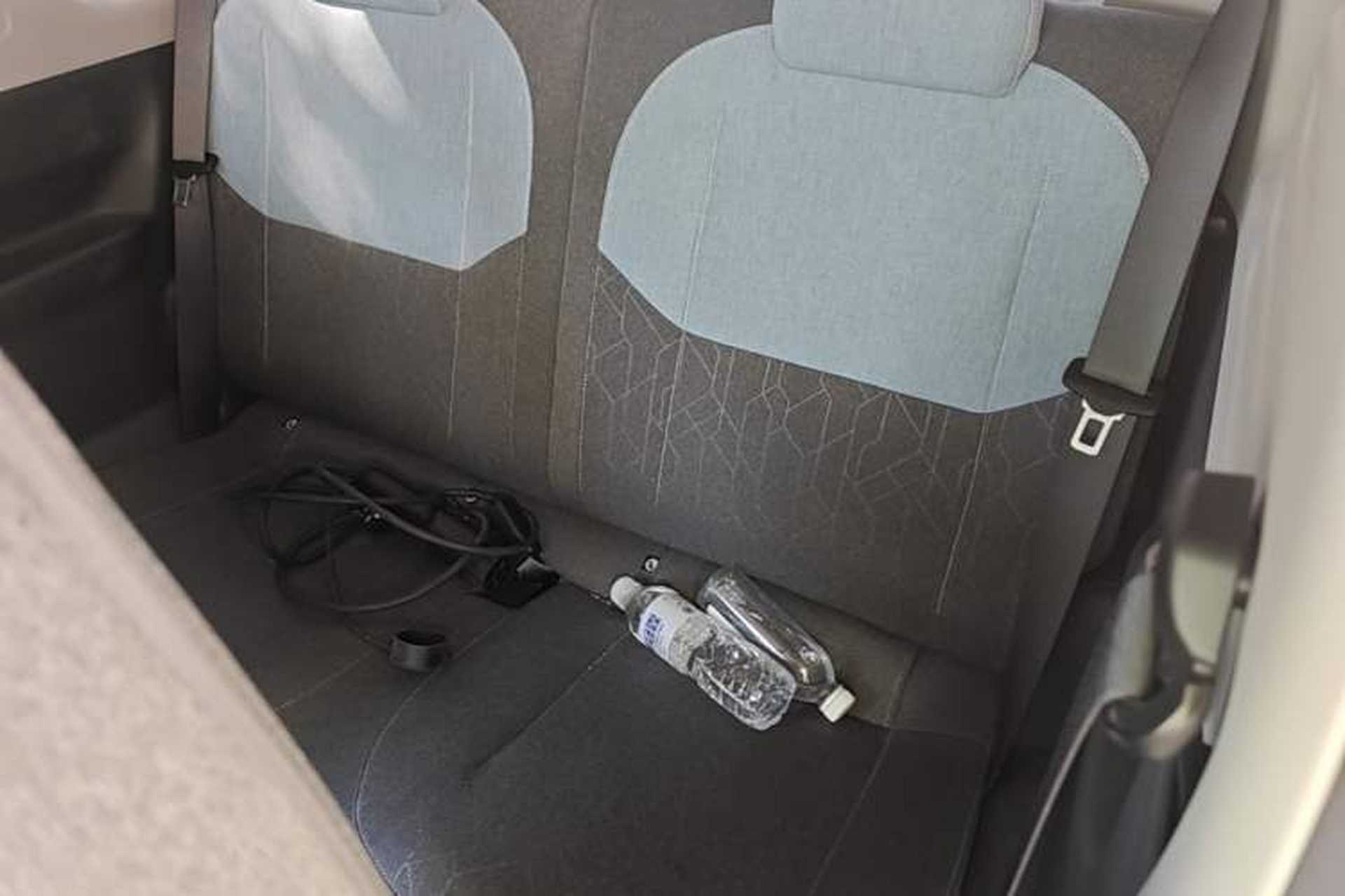 Used Geely Galaxy Panda 2024 Panda Mini 200km Endurance Bear Left Rear Seat