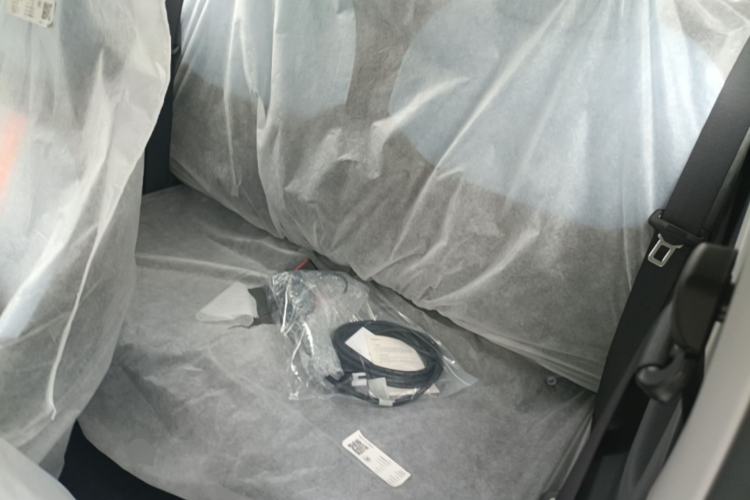 Used Geely Galaxy Panda 2024 Panda Mini 200km Endurance Bear Left Rear Seat