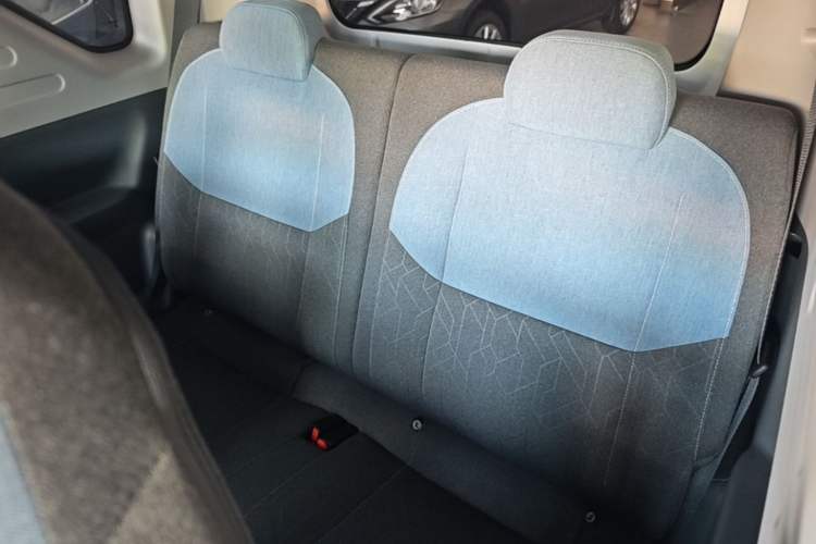 Used Geely Galaxy Panda 2024 Panda Mini 200km Endurance Bear Left Rear Seat