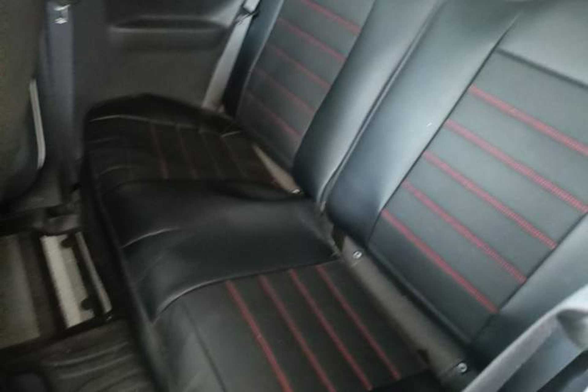 Used Geely Galaxy Panda 2024 Panda Mini 200km Endurance Bear Left Rear Seat