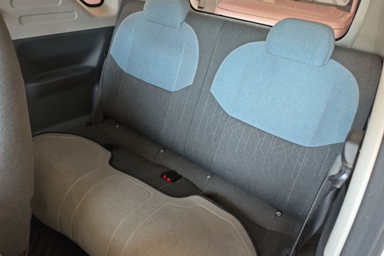 Used Geely Galaxy Panda 2024 Panda Mini 200km Endurance Bear Left Rear Seat