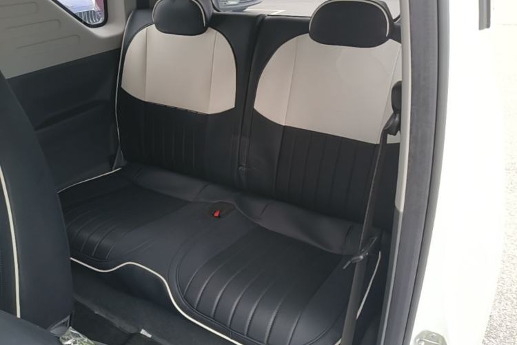 Used Geely Galaxy Panda 2024 Panda Mini 200km Endurance Bear Left Rear Seat