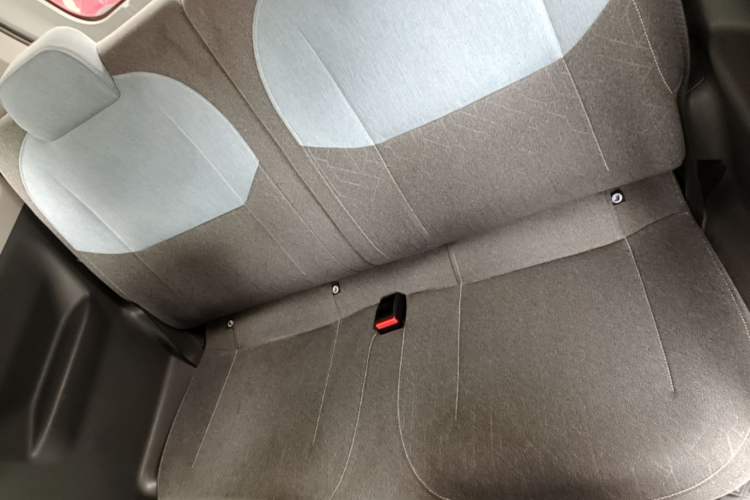 Used Geely Galaxy Panda 2024 Panda Mini 200km Endurance Bear Left Rear Seat