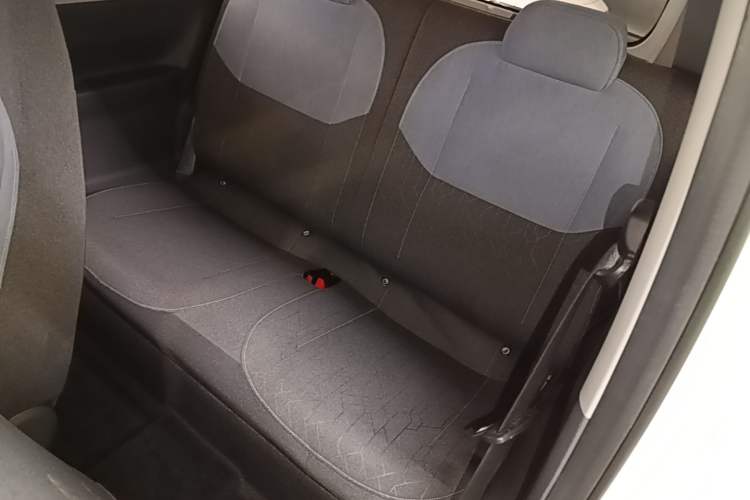 Used Geely Galaxy Panda 2024 Panda Mini 200km Endurance Bear Left Rear Seat