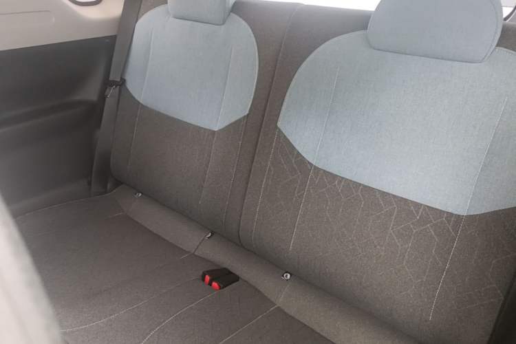 Used Geely Galaxy Panda 2024 Panda Mini 200km Endurance Bear Left Rear Seat