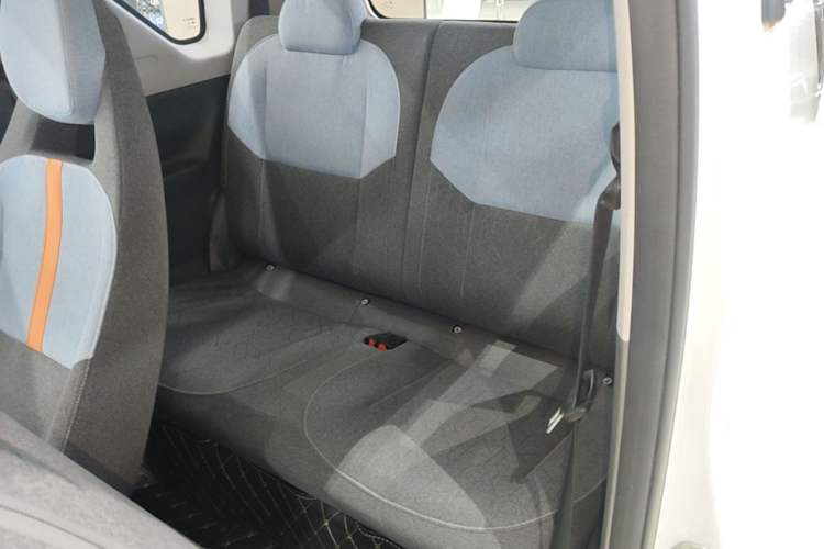Used Geely Galaxy Panda 2024 Panda Mini 200km Endurance Bear Left Rear Seat