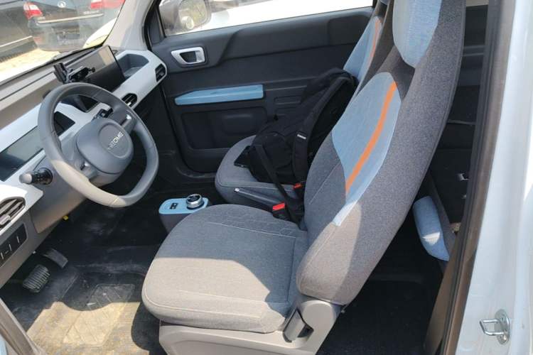 Used Geely Galaxy Panda 2024 Panda Mini 200km Longteng PRO Edition Left Rear Seat