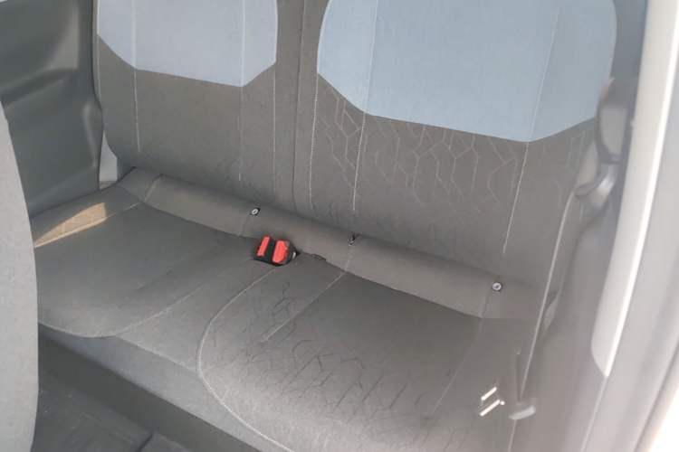 Used Geely Galaxy Panda 2024 Panda Mini 200km Endurance Bear Left Rear Seat