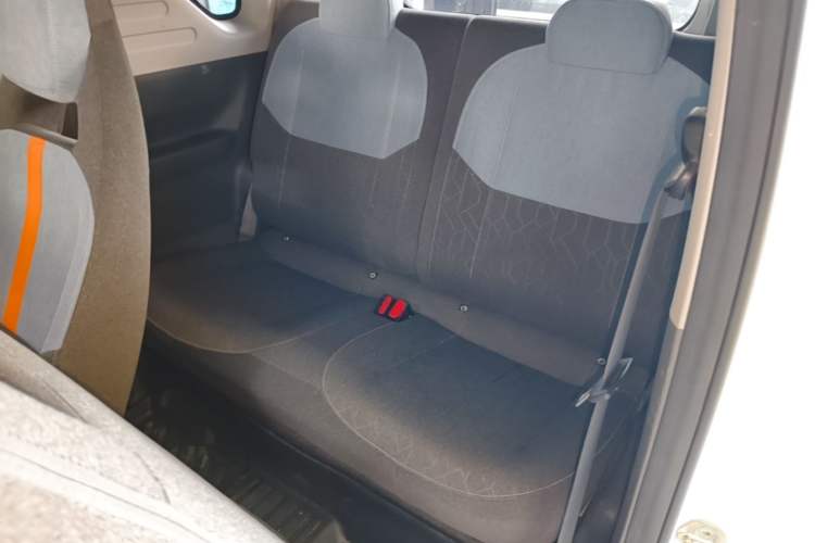 Used Geely Galaxy Panda 2024 Panda Mini 200km Endurance Bear Left Rear Seat