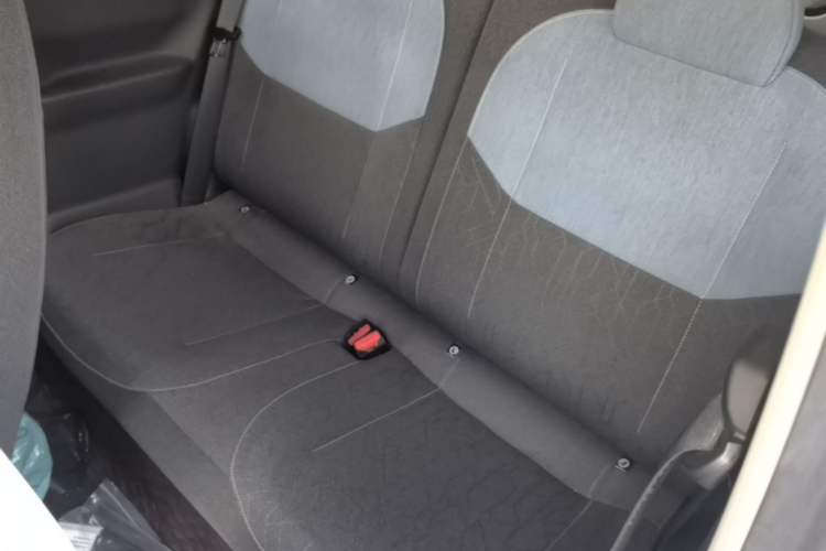 Used Geely Galaxy Panda 2024 Panda Mini 200km Endurance Bear Left Rear Seat