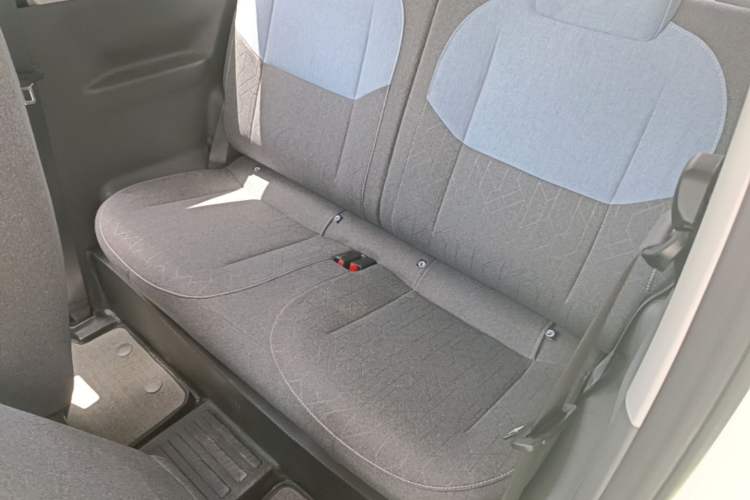Used Geely Galaxy Panda 2024 Panda Mini 200km Longteng PRO Edition Left Rear Seat