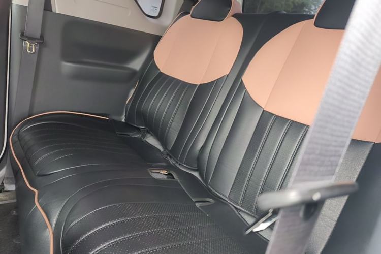 Used Geely Galaxy Panda 2024 Panda Mini 200km Endurance Bear Left Rear Seat