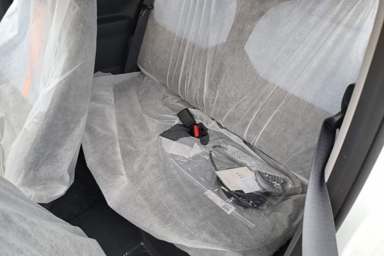 Used Geely Galaxy Panda 2024 Panda Mini 200km Endurance Bear Left Rear Seat