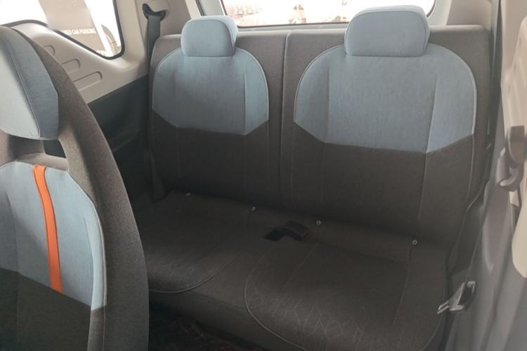Used Geely Galaxy Panda 2024 Panda Mini 200km Endurance Bear Left Rear Seat
