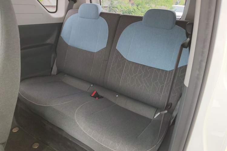 Used Geely Galaxy Panda 2024 Panda Mini 200km Endurance Bear Left Rear Seat