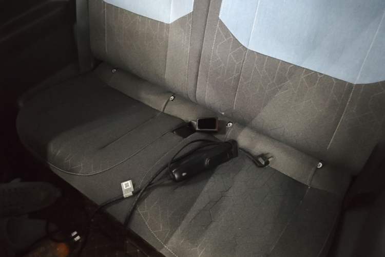 Used Geely Galaxy Panda 2024 Panda Mini 200km Endurance Bear Left Rear Seat
