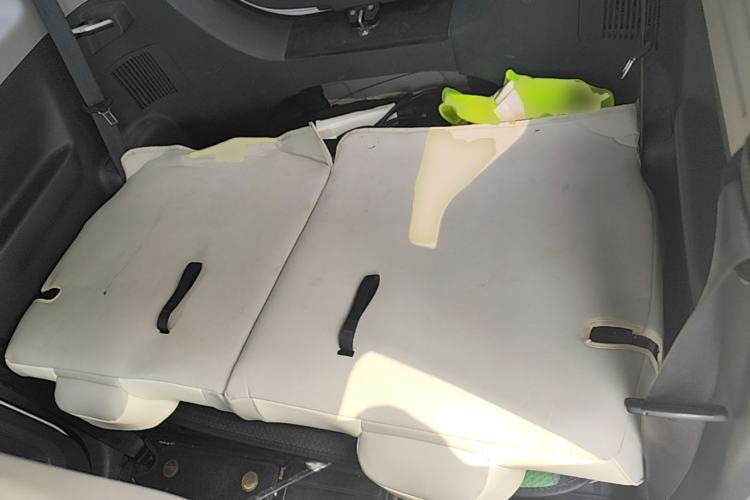Used Geely Galaxy Panda 2024 Panda Mini 200km Endurance Bear Left Rear Seat