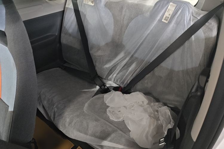 Used Geely Galaxy Panda 2024 Panda Mini 200km Endurance Bear Left Rear Seat
