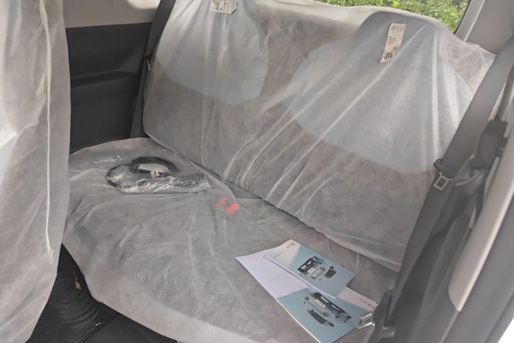 Used Geely Galaxy Panda 2024 Panda Mini 200km Endurance Bear Left Rear Seat