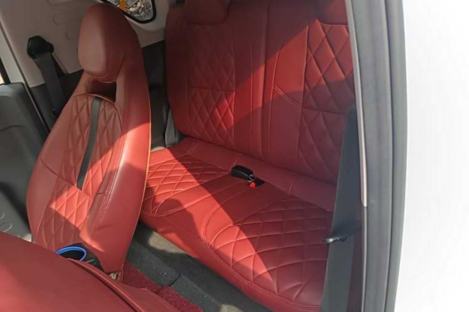 Used Geely Galaxy Panda 2024 Facelifted Panda Mini 200km Dragon Edition Left Rear Seat