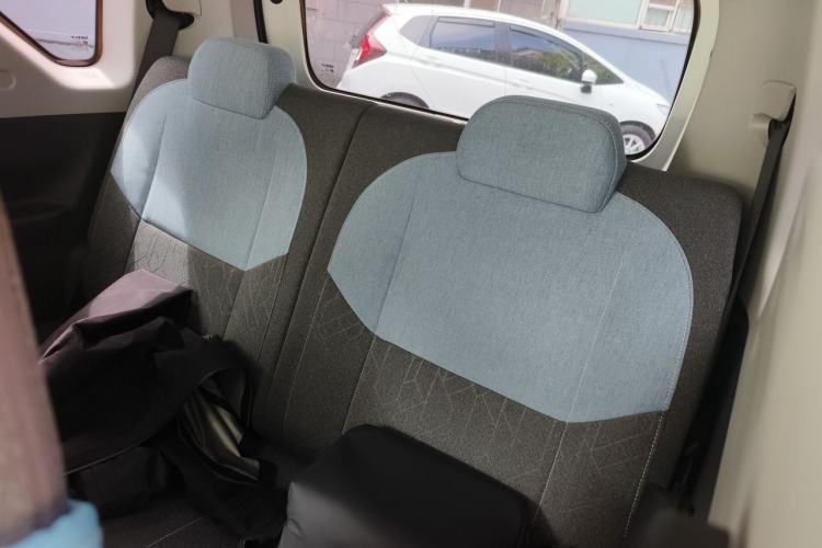 Used Geely Galaxy Panda 2024 Panda Mini 200km Endurance Bear Left Rear Seat