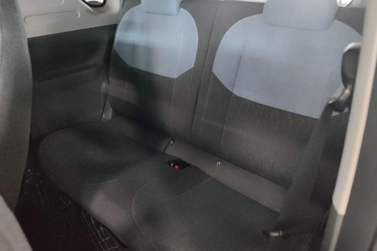 Used Geely Galaxy Panda 2024 Panda Mini 200km Endurance Bear Left Rear Seat