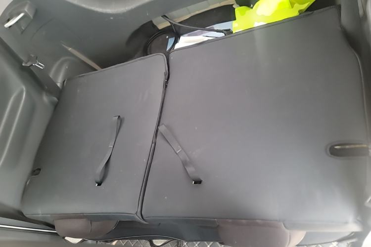 Used Geely Galaxy Panda 2024 Panda Mini 200km Endurance Bear Left Rear Seat