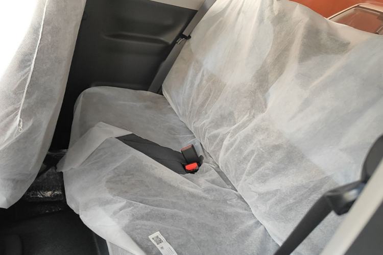 Used Geely Galaxy Panda 2024 Panda Mini 200km Endurance Bear Left Rear Seat