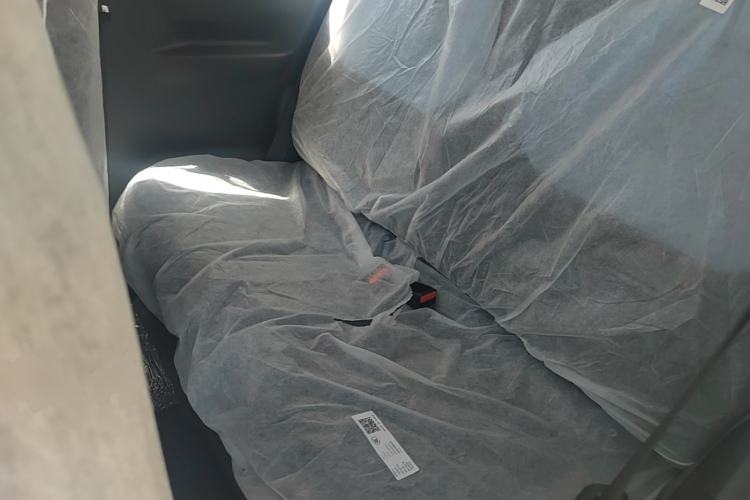 Used Geely Galaxy Panda 2024 Panda Mini 200km Endurance Bear Left Rear Seat
