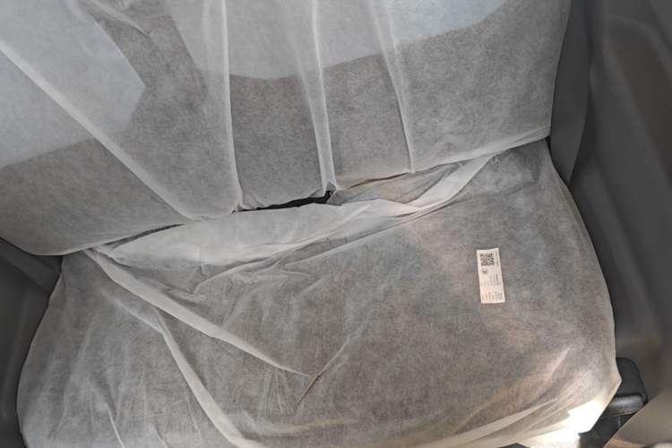 Used Geely Galaxy Panda 2024 Panda Mini 200km Endurance Bear Left Rear Seat