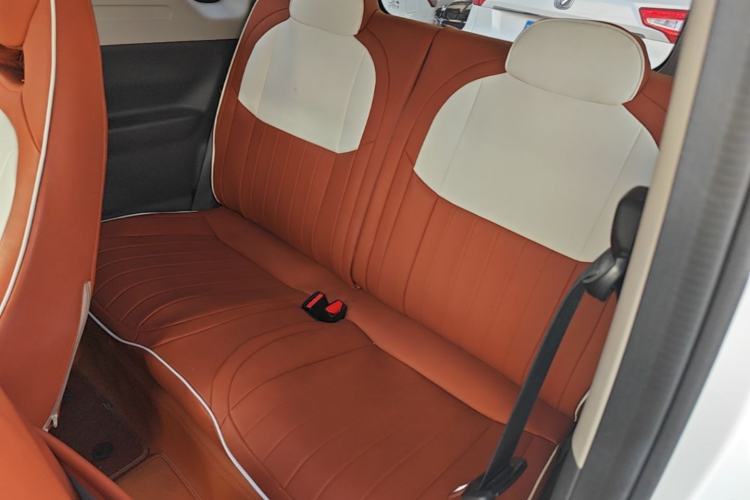 Used Geely Galaxy Panda 2024 Panda Mini 200km Endurance Bear Left Rear Seat