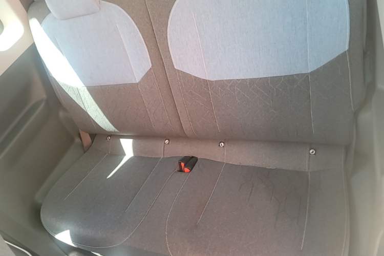 Used Geely Galaxy Panda 2024 Panda Mini 200km Endurance Bear Left Rear Seat