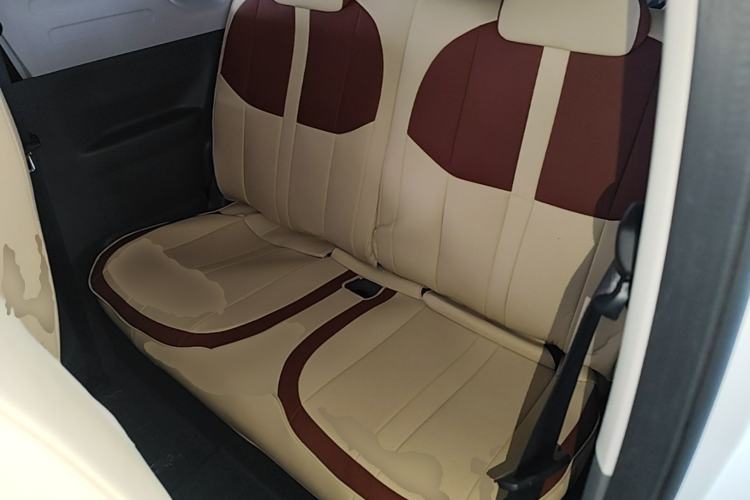 Used Geely Galaxy Panda 2024 Panda Mini 200km Endurance Bear Left Rear Seat