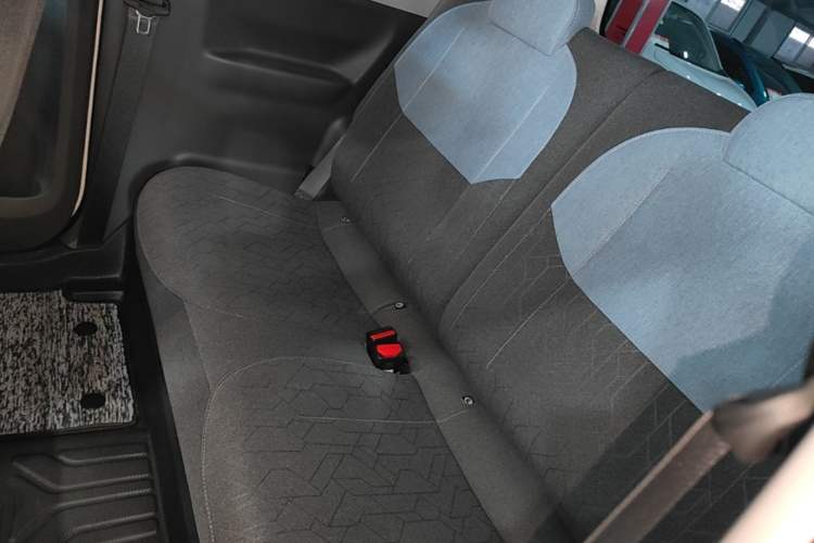 Used Geely Galaxy Panda 2024 Panda Mini 200km Endurance Bear Left Rear Seat