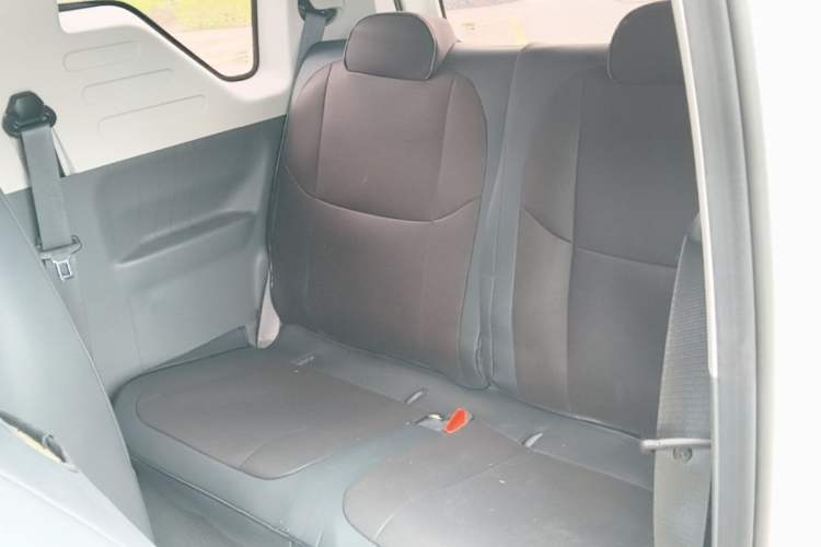 Used Geely Galaxy Panda 2024 Panda Mini 200km Endurance Bear Left Rear Seat