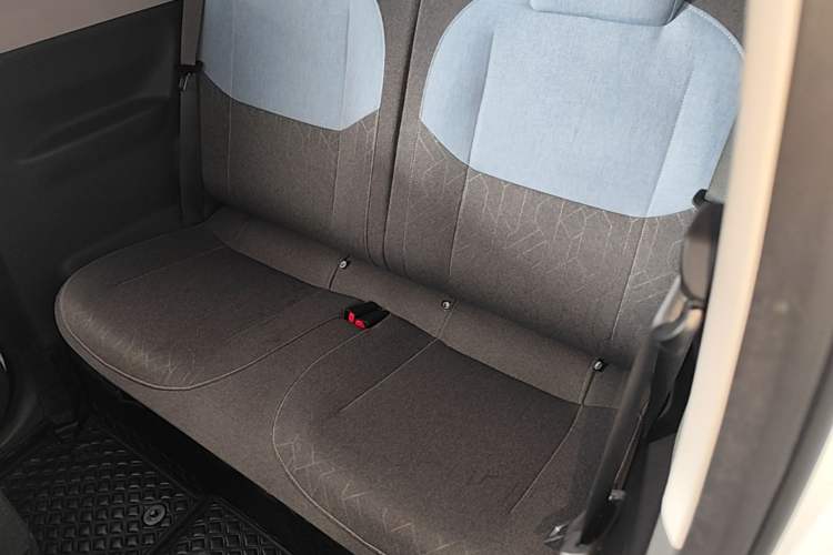 Used Geely Galaxy Panda 2024 Panda Mini 200km Endurance Bear Left Rear Seat
