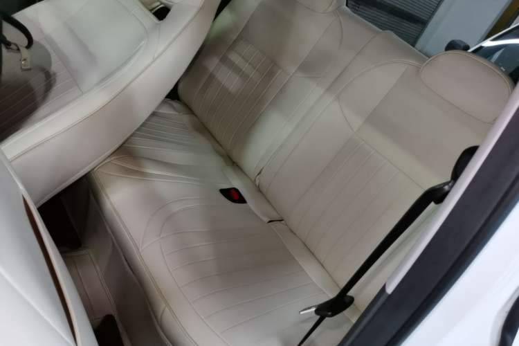 Used Geely Galaxy Panda 2024 Panda Mini 200km Endurance Bear Left Rear Seat