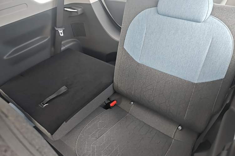 Used Geely Galaxy Panda 2024 Panda Mini 200km Endurance Bear Left Rear Seat