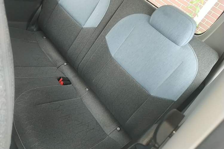 Used Geely Galaxy Panda 2024 Panda Mini 200km Endurance Bear Left Rear Seat
