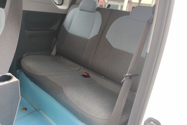 Used Geely Galaxy Panda 2024 Panda Mini 200km Endurance Bear Left Rear Seat